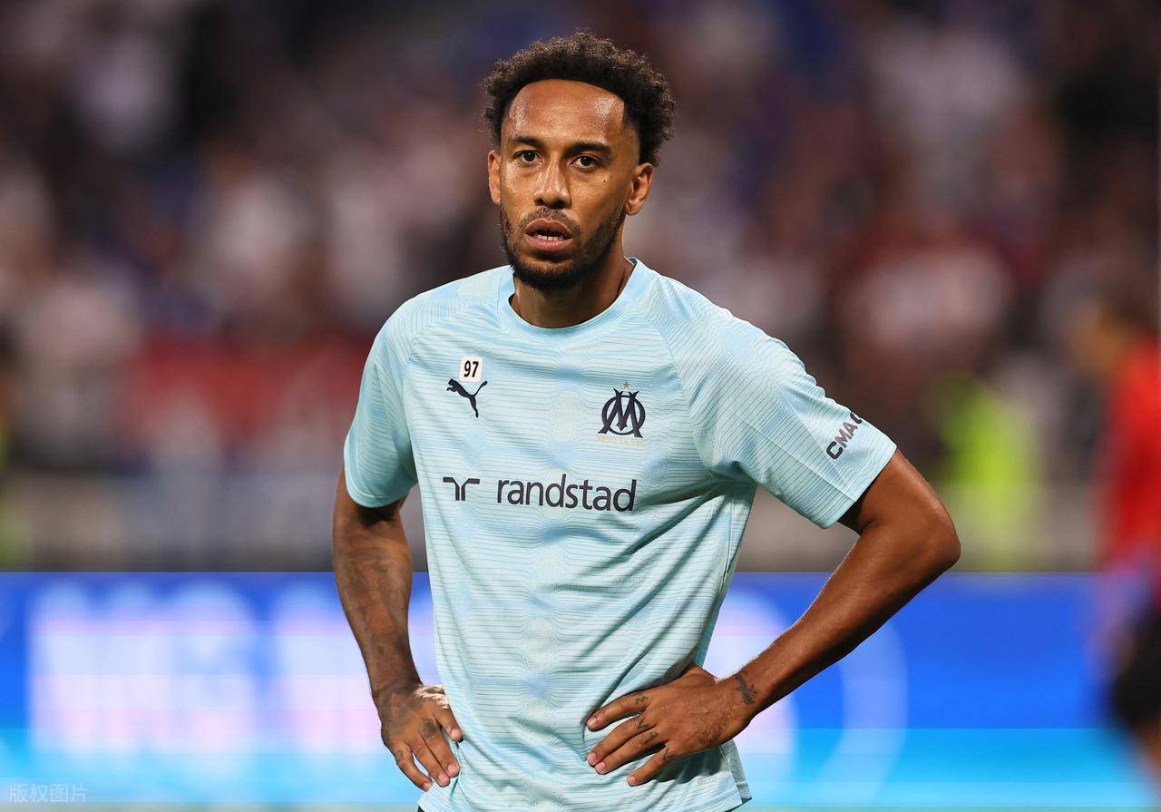 1-0，87分钟绝杀，乌龙球制胜，里昂掀翻法甲10冠王，3连胜排第2